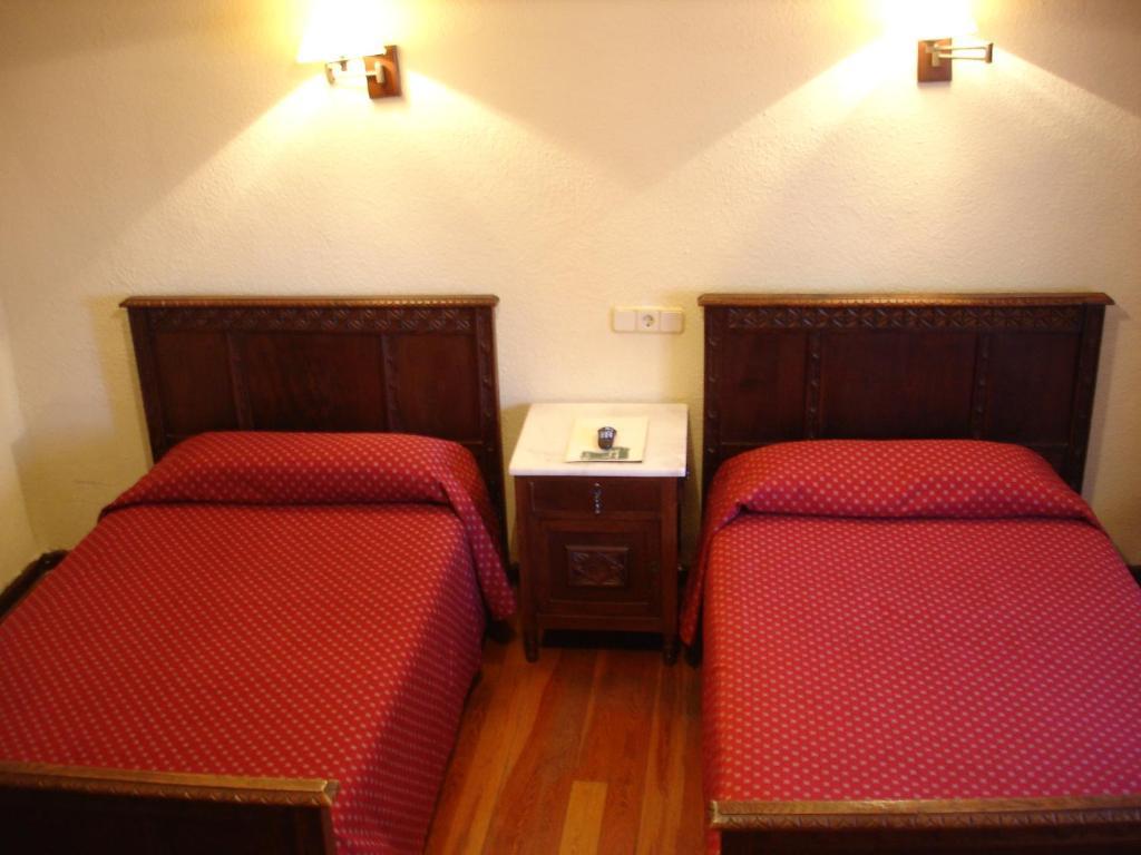 Hostal Ayestaran II Lekunberri Room photo